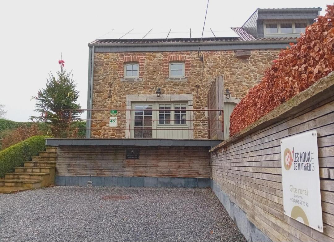 Les Houx De Mathieu Villa Engis Exteriör bild