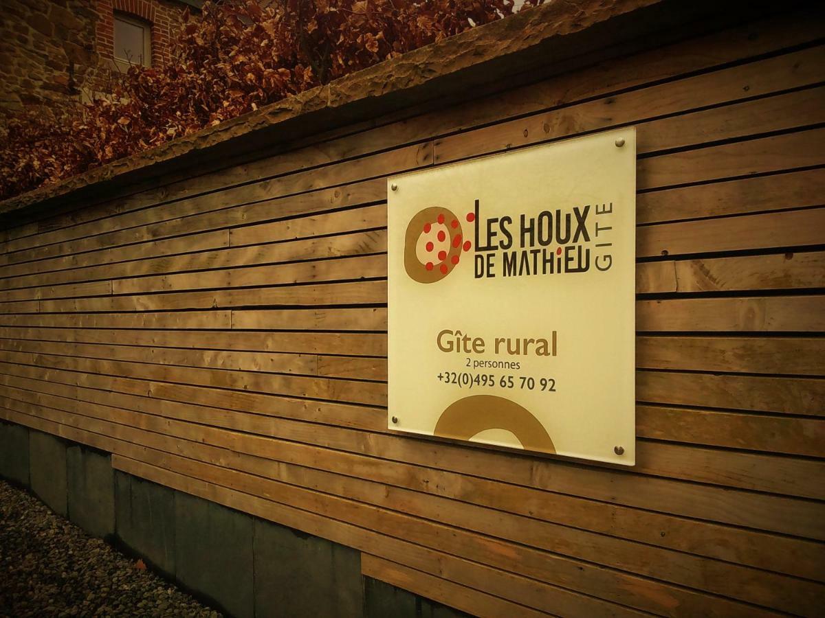 Les Houx De Mathieu Villa Engis Exteriör bild